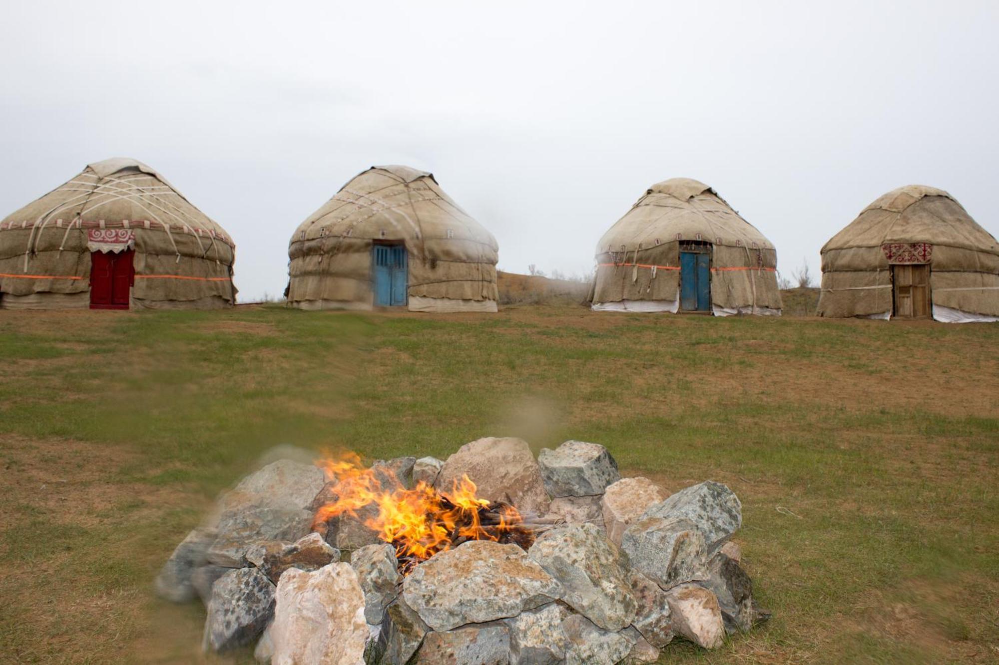 Authentic Uzbek Yurt Camp Eco-Friendly Hotel Nurota ภายนอก รูปภาพ