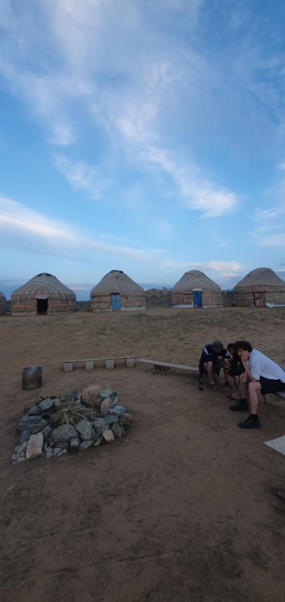 Authentic Uzbek Yurt Camp Eco-Friendly Hotel Nurota ภายนอก รูปภาพ