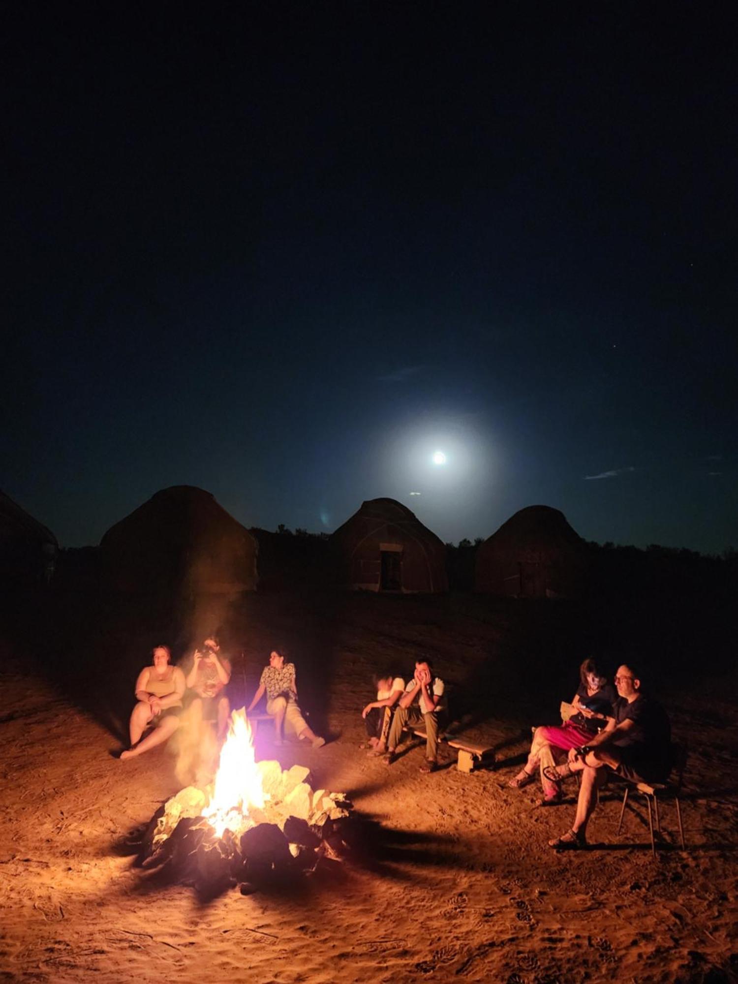 Authentic Uzbek Yurt Camp Eco-Friendly Hotel Nurota ภายนอก รูปภาพ