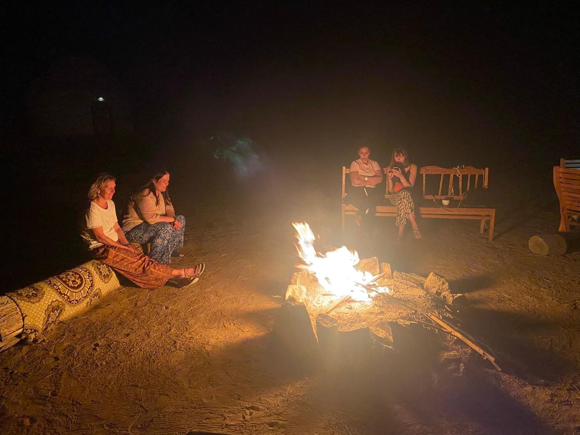 Authentic Uzbek Yurt Camp Eco-Friendly Hotel Nurota ภายนอก รูปภาพ
