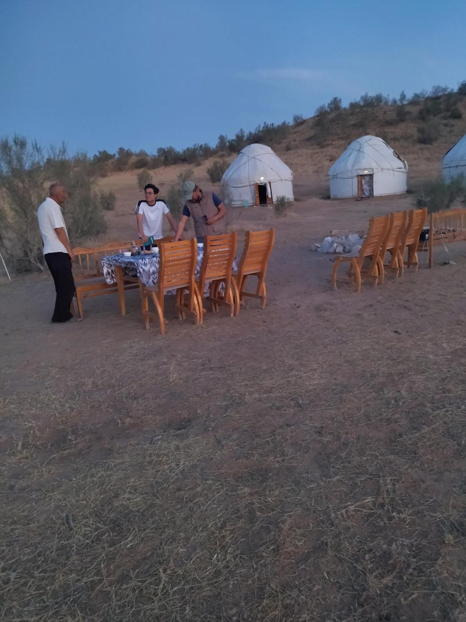 Authentic Uzbek Yurt Camp Eco-Friendly Hotel Nurota ภายนอก รูปภาพ